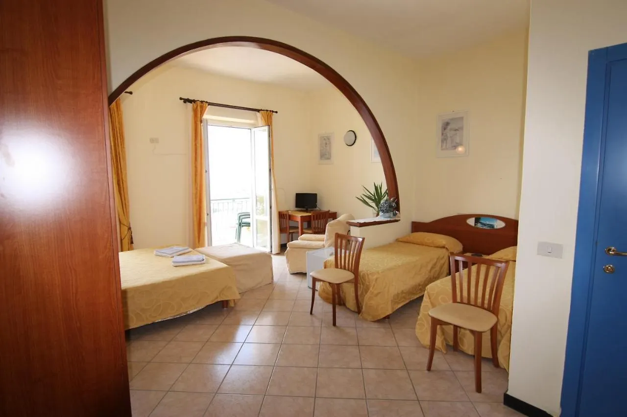 Viviani Raffaella Hotel Monterosso al Mare 0*,
